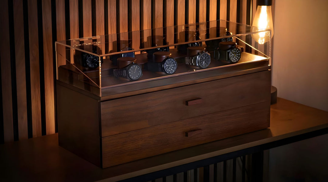 how to choose a watch display case